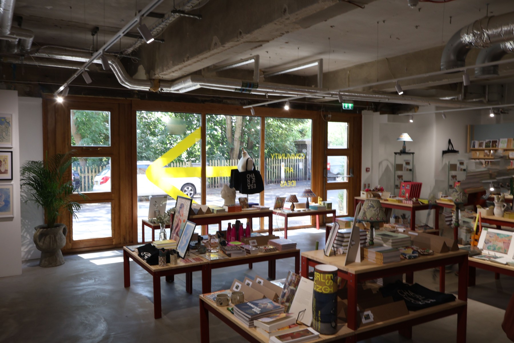 The shop selling various merchandise from charleston